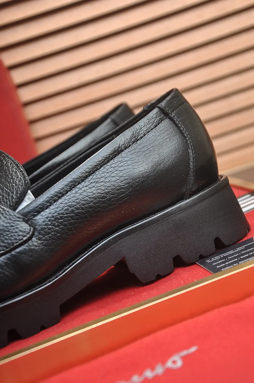 Men's shoes 💰500💶[Ferragamo/Ferragamo] The latest model in the counter. Original imported high-quality cowhide with open edges + imported 🐂 water-dyed cowhide lining + original luxury metal buckle + original combined outsole. Comparison without pressure 38--45 (45 is custom-made and cannot be returned or exchanged)